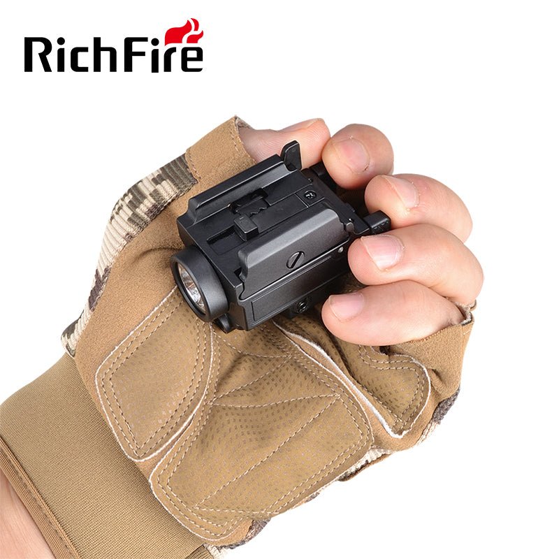 Richfire SFD - 089 800 Lumen LED Rechargeable Tactical Flashlight With Sliding Card Slot Green Laser - Richfire® Official Store Tactical Flashlight Weapon Light Seller